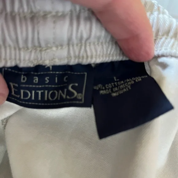 Basic Editions Men’s Cream Shorts, Size Large - Picture 3 of 3